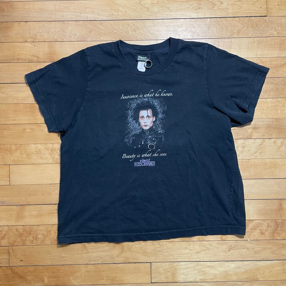 Vintage 2004 Edward Scissorhands Johnny Depp Baby Tee Cropped Movie Shirt S
